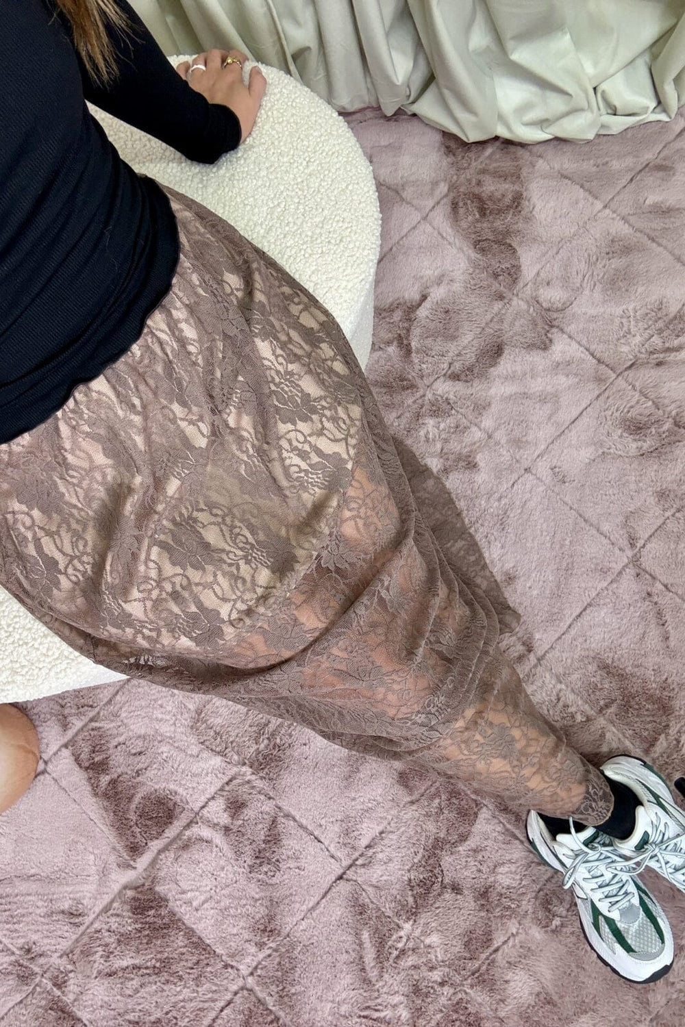 A-bee - Long Lace Skirt 3198 1 - Taupe Nederdele