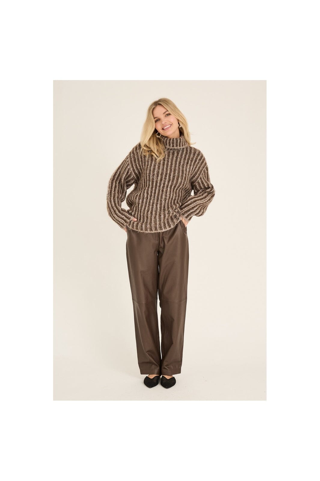 A-View - Orkido Knit Pullover AV6018 - 186 - Sand/Brown