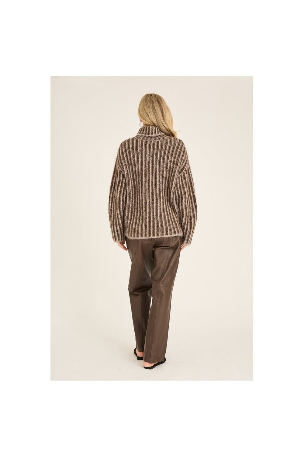 A-View - Orkido Knit Pullover AV6018 - 186 - Sand/Brown