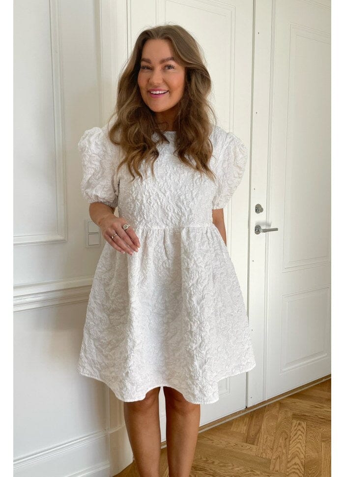 BYIC - Edithic Dress - wdream White Dream