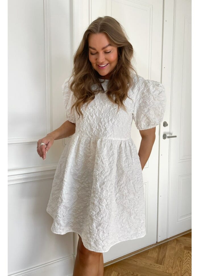 BYIC - Edithic Dress - wdream White Dream