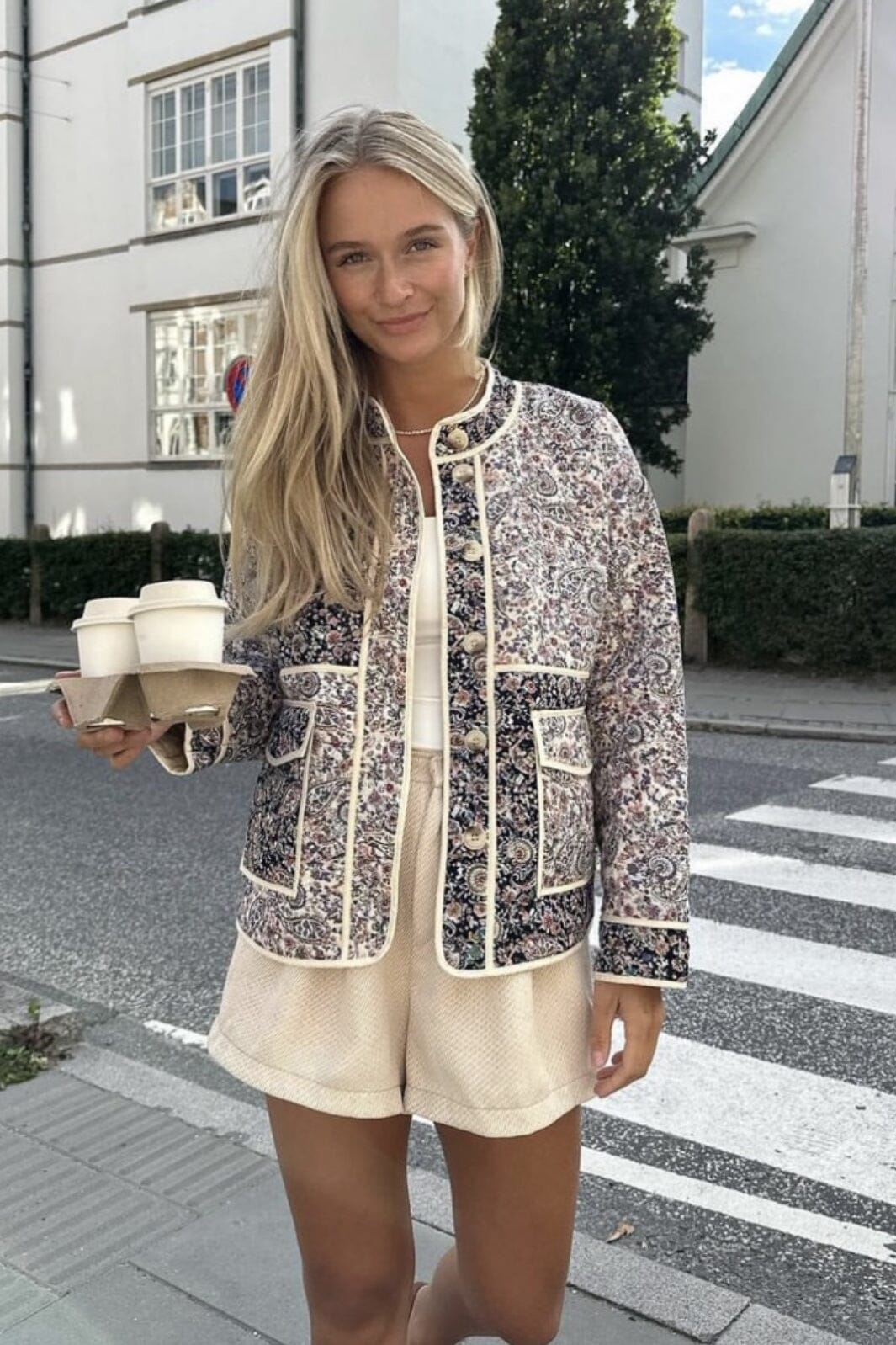 Forudbestilling - BYIC - Emmy Quilted Jacket - Multi Paisley Jakker