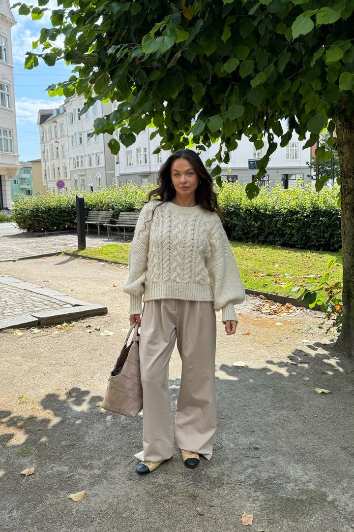 Forudbestilling - BYIC - Noraic Sweater - owhite Off White Sweatshirts