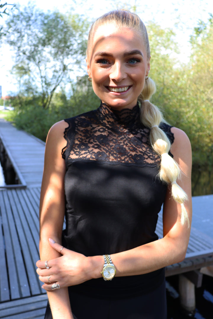 Forudbestilling - Liberte - Lisa-Lace-Top - Black Toppe