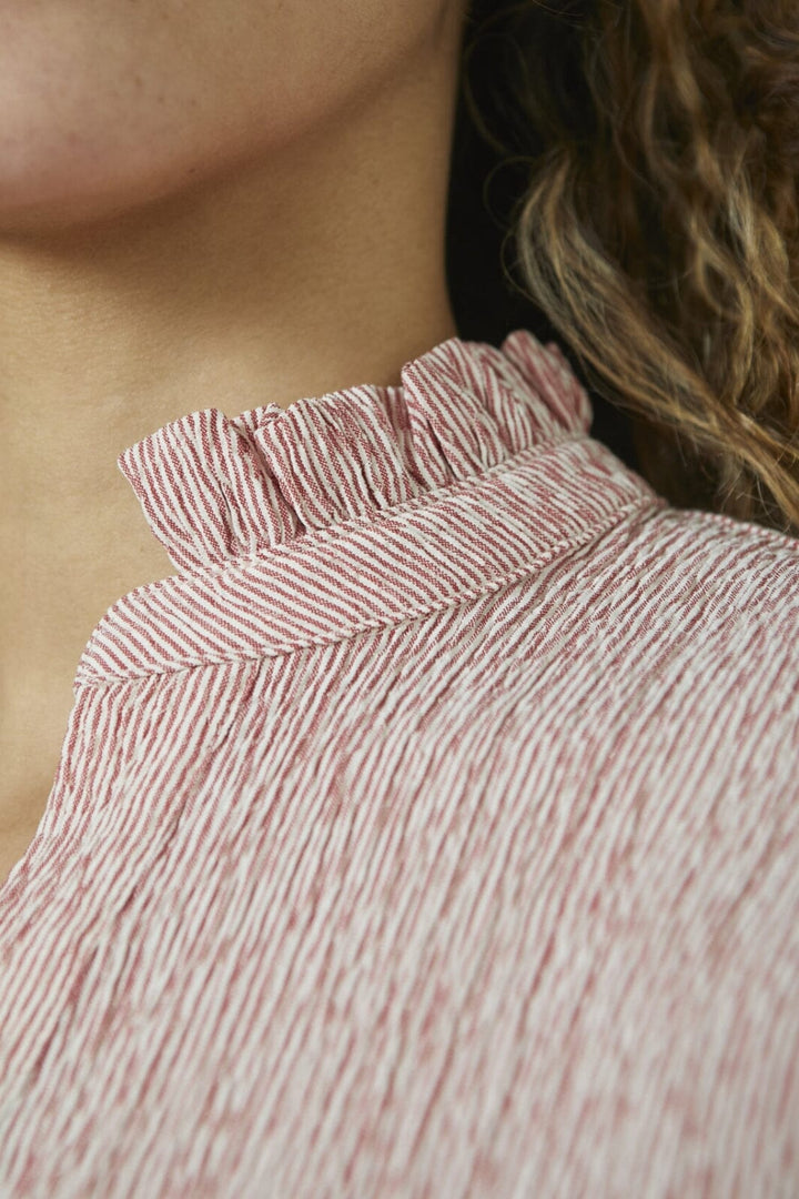 Love & Divine - Love1296-1 18867 - 831 - Red/White Stripe