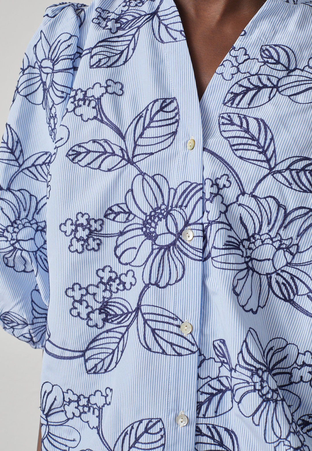 Forudbestilling - Love & Divine - Love456-5 18683 - 832 - Blue Stripe Skjorter