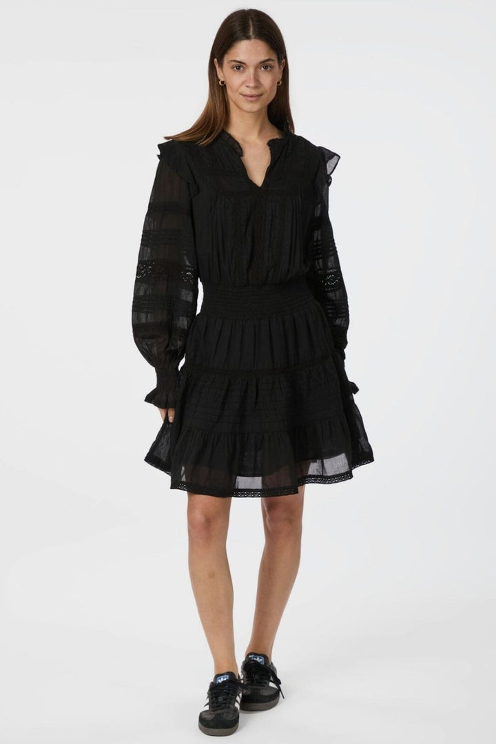 Forudbestilling - Neo Noir - Aran S Voile Dress 164678 - 100 - Black