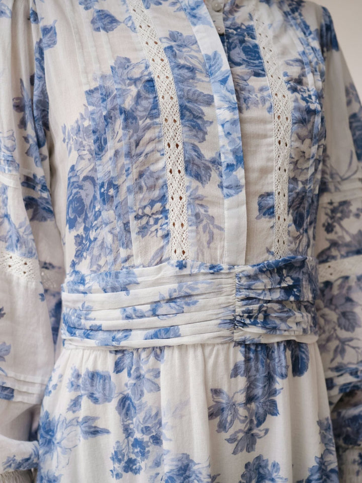 Forudbestilling - Neo Noir - Roberta Flower Flow Dress 165425 - 145 - Light Blue Kjoler