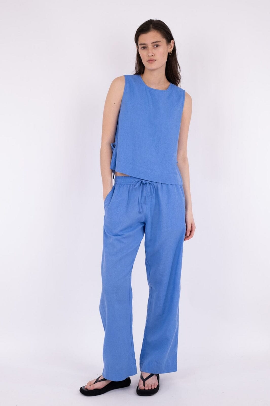 Forudbestilling - Neo Noir - Sonar Linen Pants - Dusty Blue (Juni) Bukser