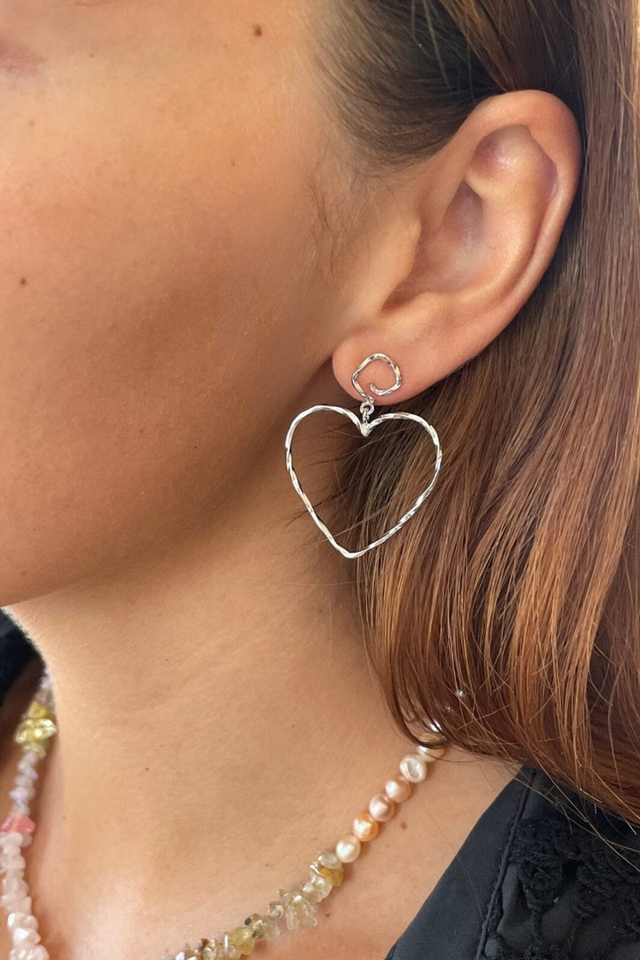 Forudbestilling - Stine A - Funky Heart Earring - Silver - 1317-00-S Øreringe