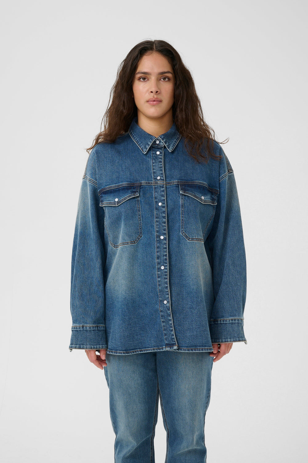 Gestuz - Gzviva Oz Shirt 10910575 - 108303 - Vintage Blue Denim Skjorter