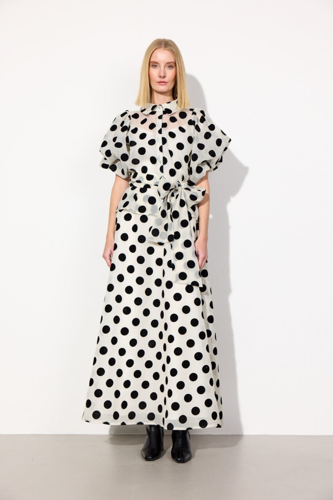 Hunkøn - Bobby Long Skirt 25636 - White W/ Dots