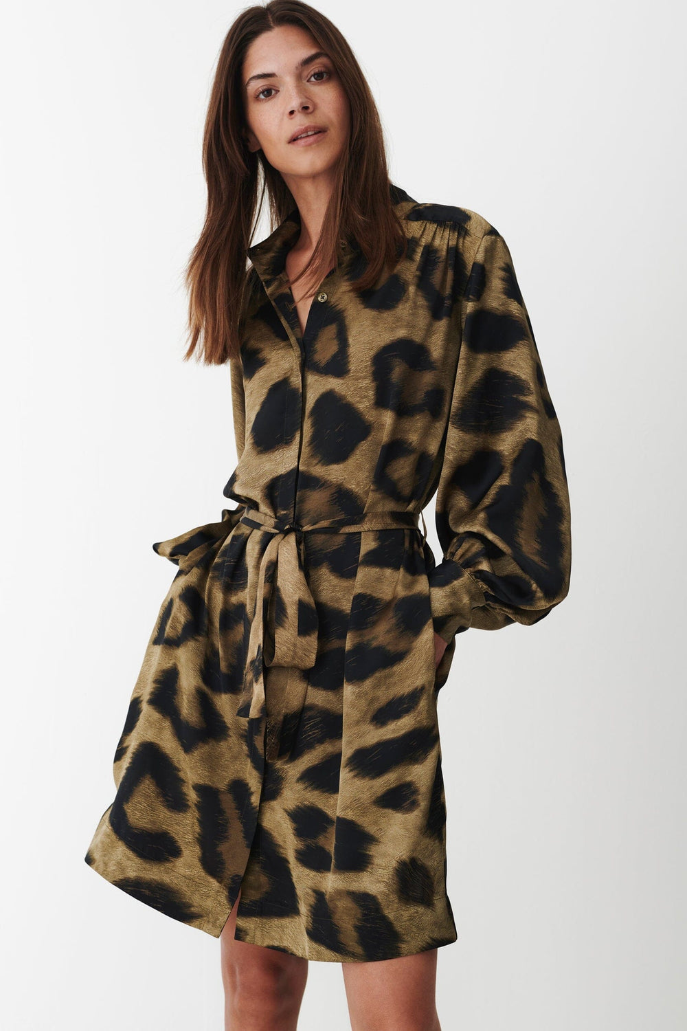 Karmamia - Noelle Dress (Short) 2243 - Khaki Maxi Leo Kjoler