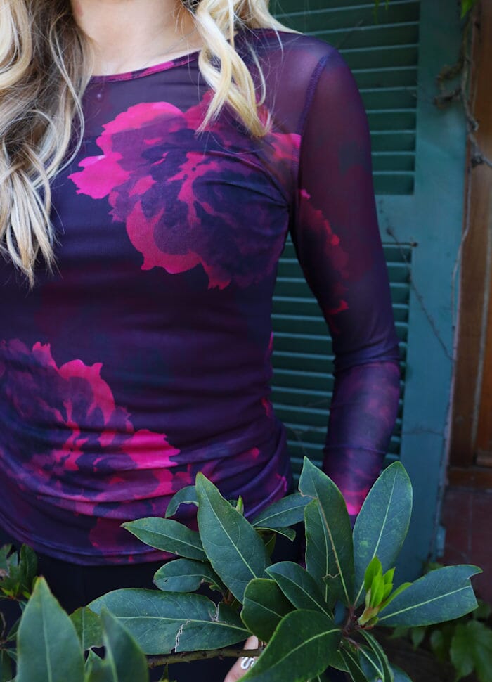 Liberte - Mesh-Ls-Tshirt 22065 - Black Bordeaux Flower Bluser