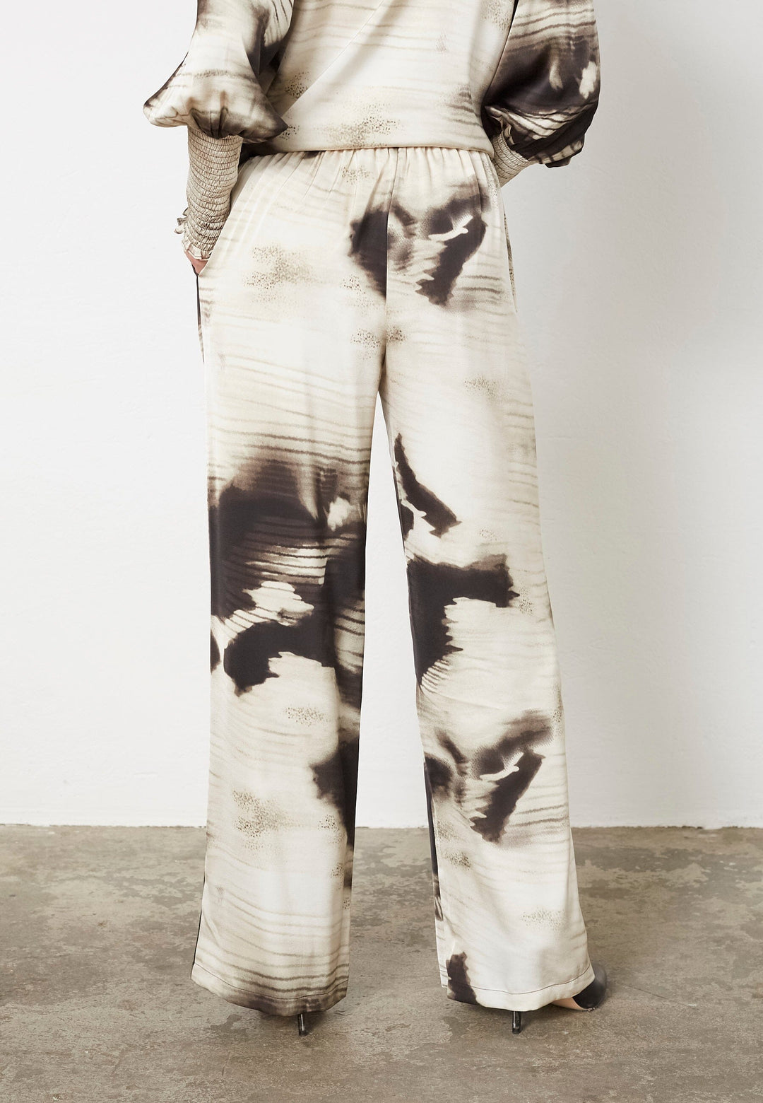 Love & Divine - Love1024-55 19420 - 803 - Graphic Bukser