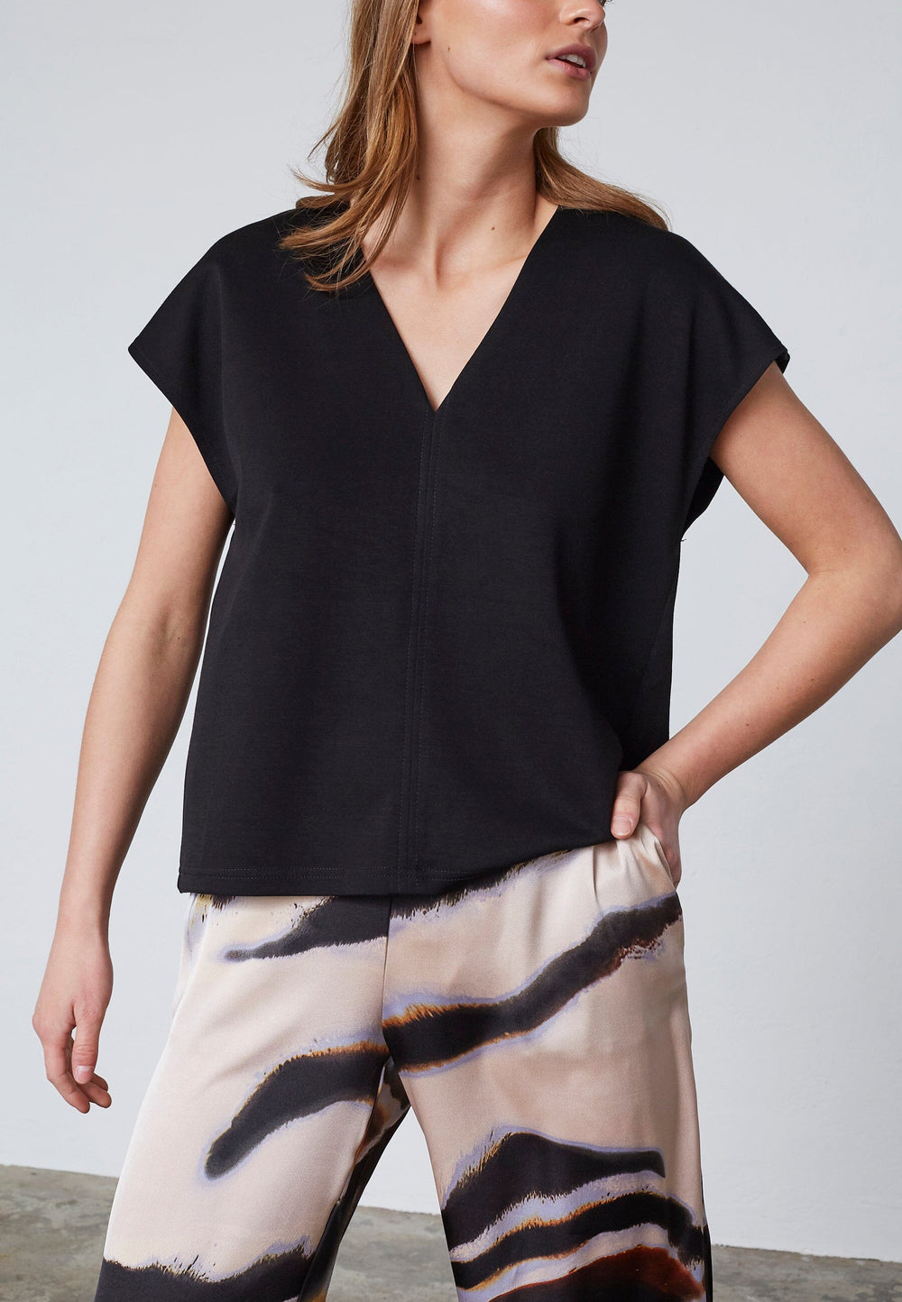 Love & Divine - Love1371 18898 - 000 - Black Toppe