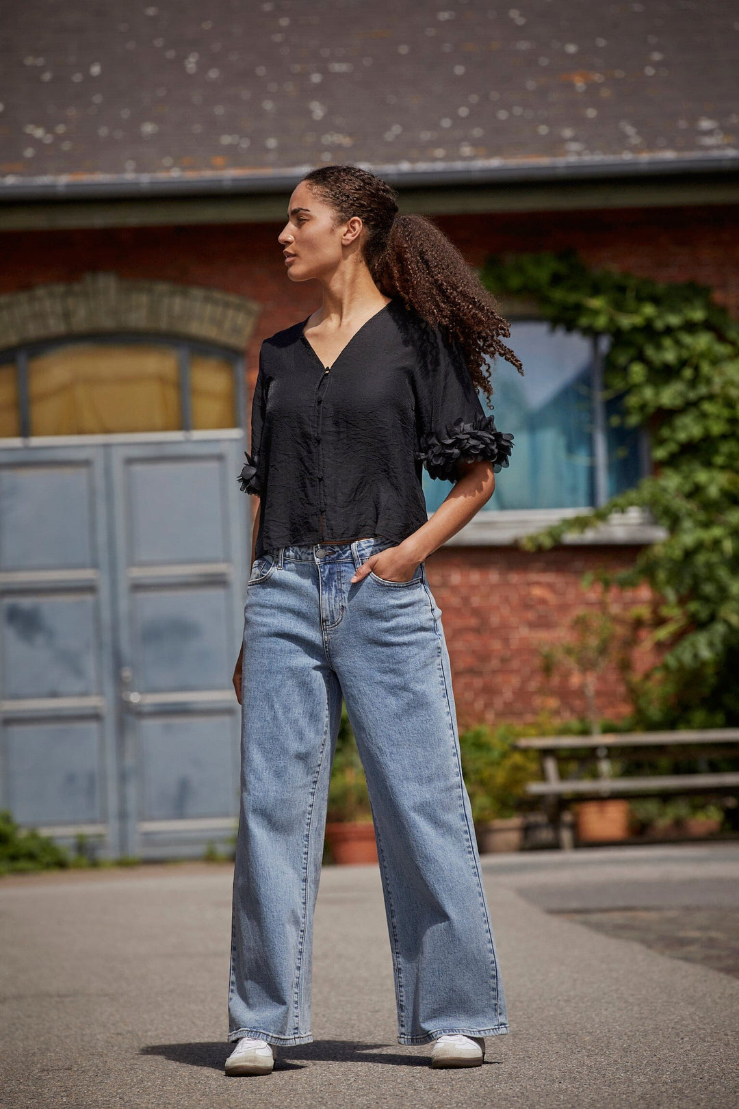 Love & Divine - Love1375 18904 - 000 - Black Skjorter