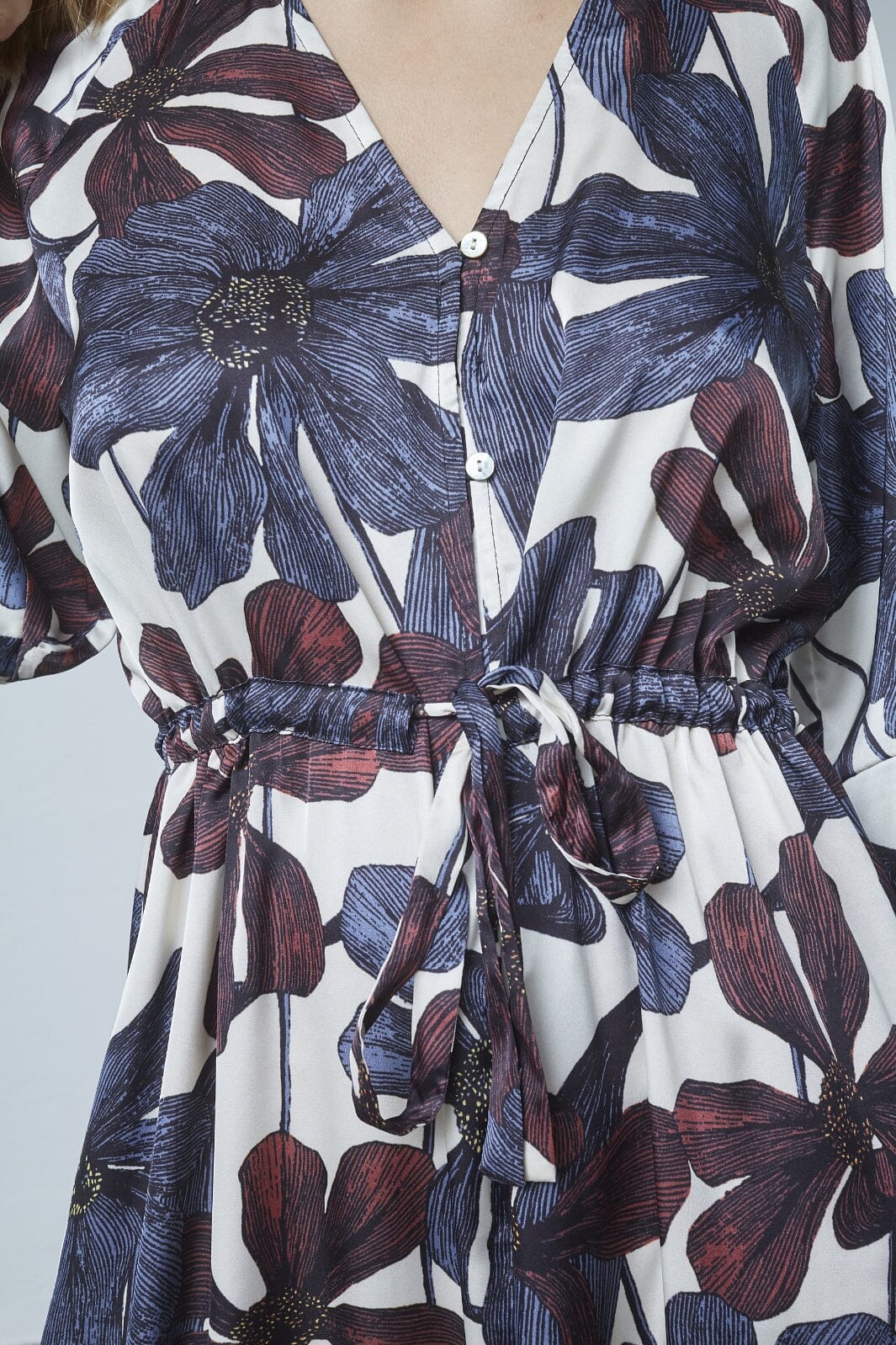 Love & Divine - Love1379 18915 - 810 - Flower