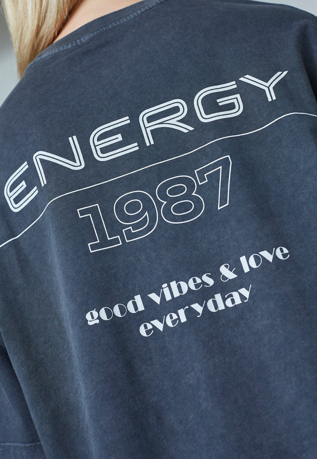 Love & Divine - Love1455 19370 - 053 - Grey Wash T-shirts