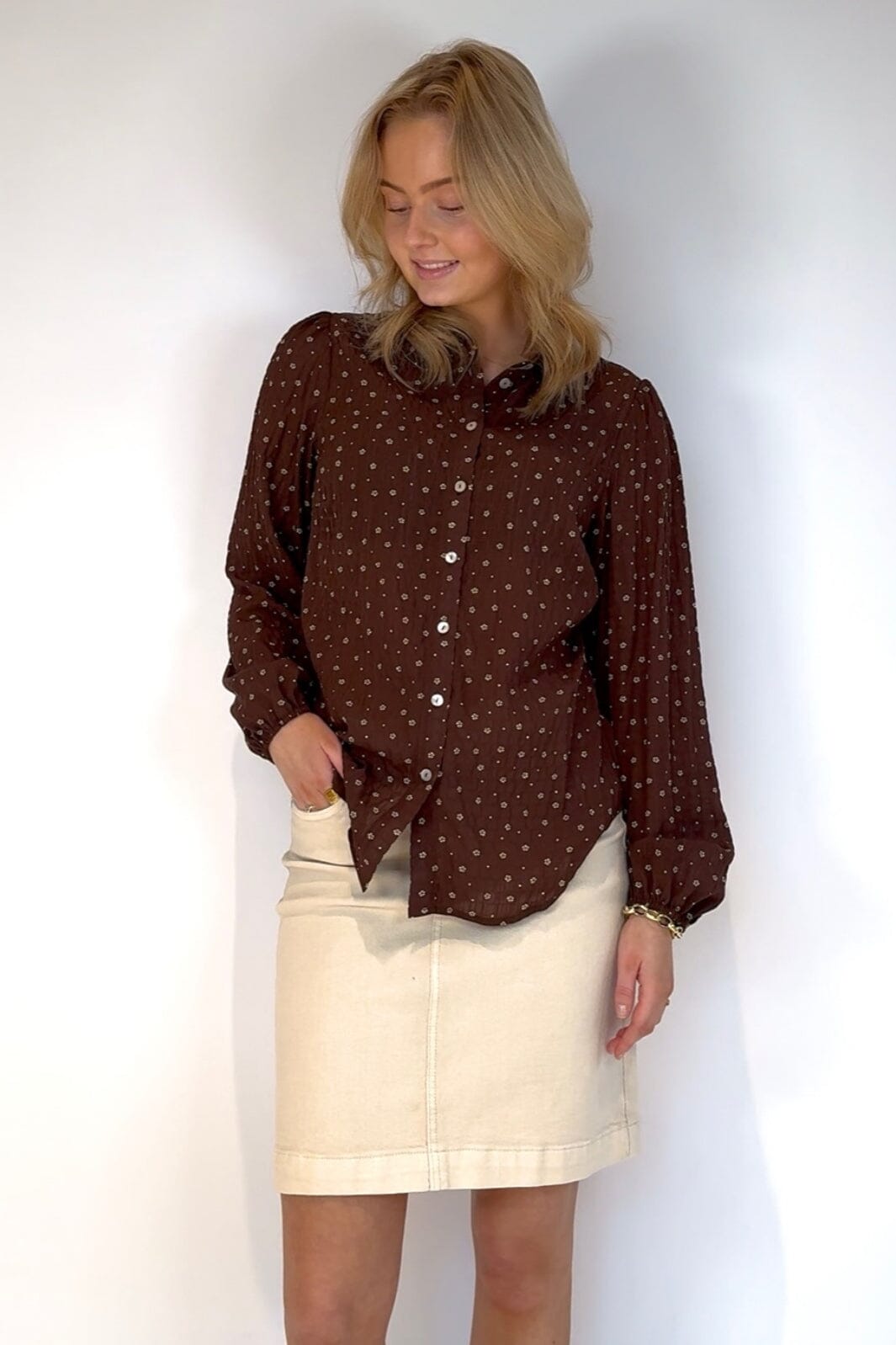 Love & Divine - Love571-8 18468 - 813 - Brown Flower Skjorter