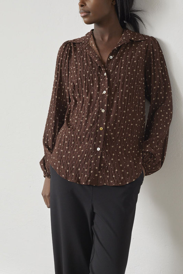 Love & Divine - Love571-8 18468 - 813 - Brown Flower Skjorter