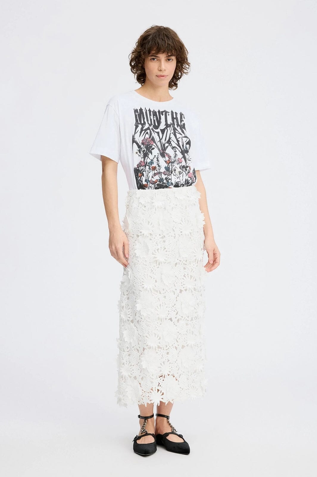 Munthe - Prize 252110325260 - 33 - White