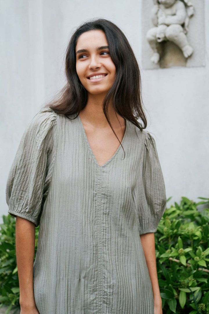 Neo Noir - Bobbie Crepe Dress 164459 - Smoke Green Kjoler