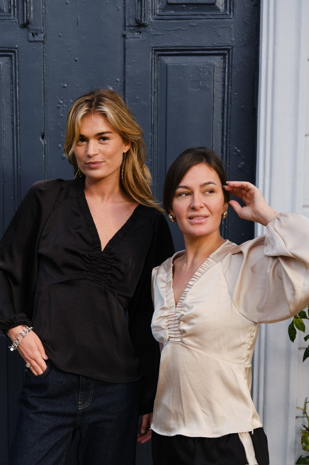 Neo Noir - Istana Heavy Sateen Blouse 163767 - Champagne Bluser