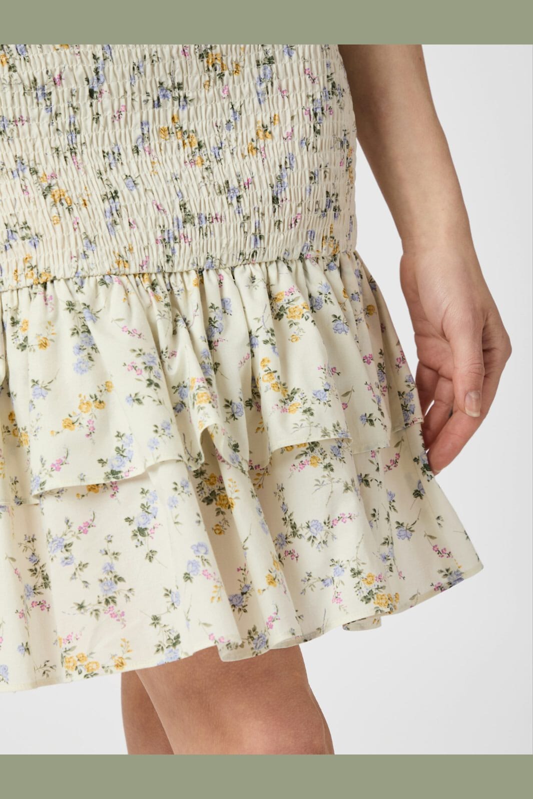 Neo Noir - Mikka Smock Print Dress 164929 - 122 - Creme