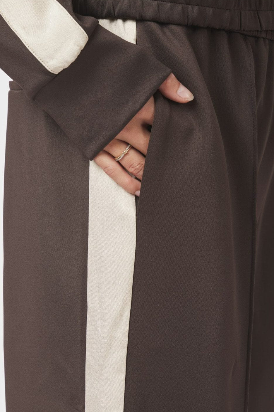 Neo Noir - Puggy Track Suit Pants 164249 - 676 - Dark Brown