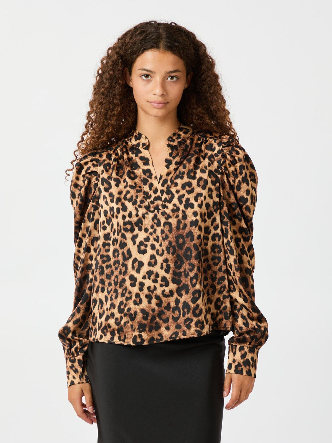 Neo Noir - Rosslyn Leo Blouse - Leopard