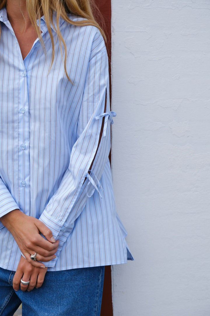 Neo Noir - Selini Multi Stripe Shirt 165889 - 145 - Light Blue Skjorter