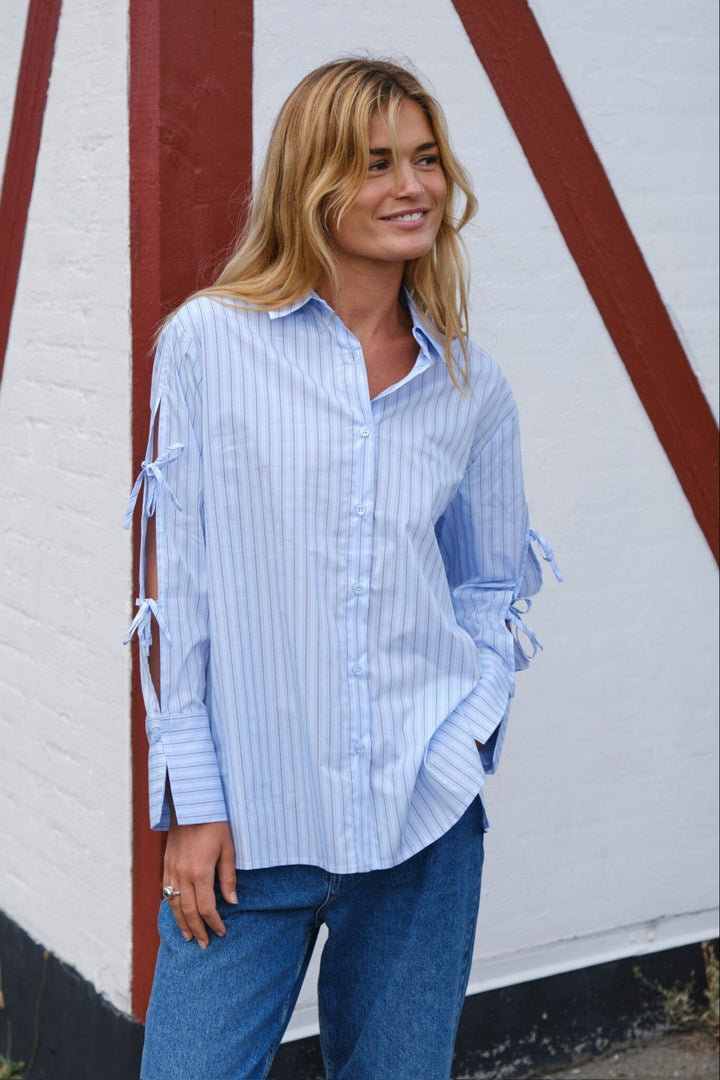 Neo Noir - Selini Multi Stripe Shirt 165889 - 145 - Light Blue Skjorter