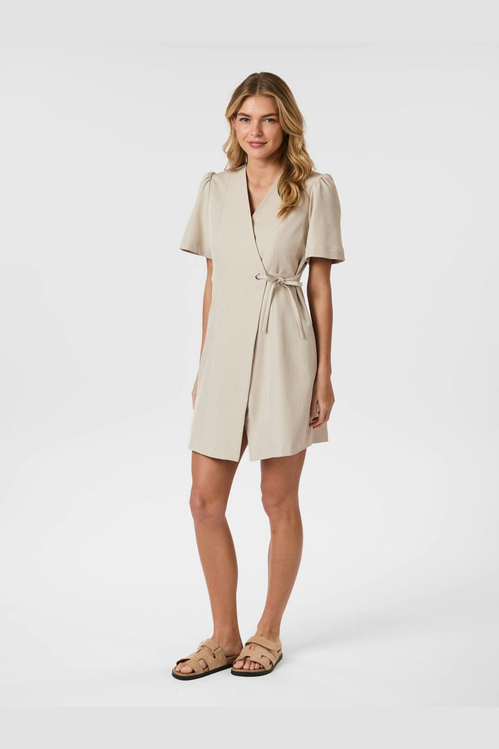 Neo Noir - Sendita Eyelet Dress 165519 - 213 - Sand