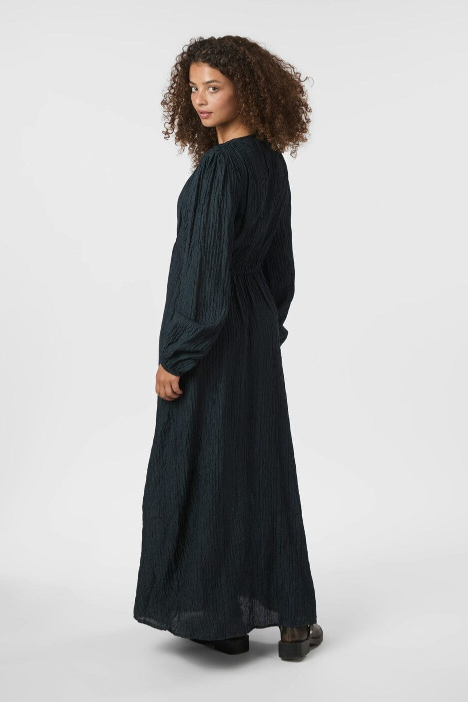 Neo Noir - Silfi Crepe Dress 166670 - 141 - Navy