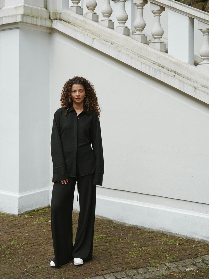 Neo Noir - Waldita Structure Shirt 166244 - 100 - Black Skjorter