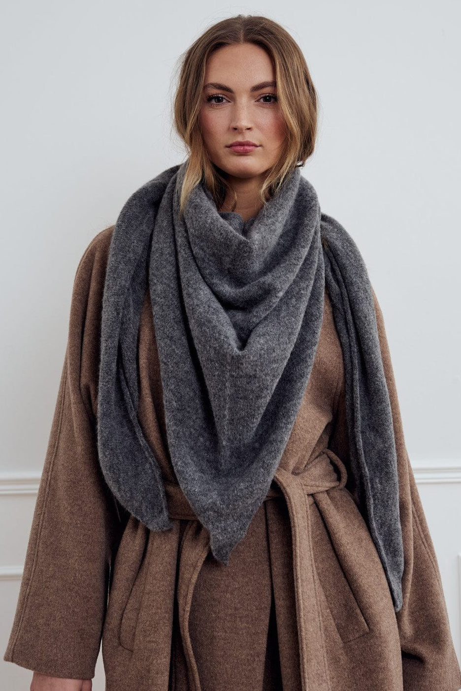 Noella - Loena Knit Scarf 13940001 - 019 - Dark Grey Melange