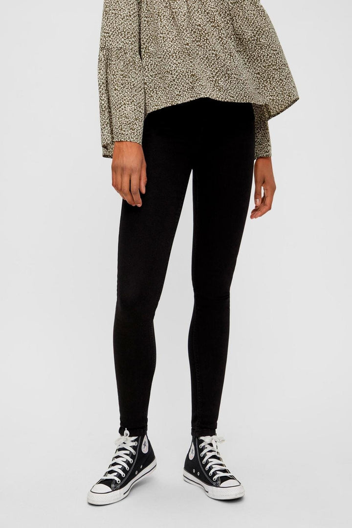 Pieces - PcHighFive Flex Black Skinny Jeans - Black Jeans