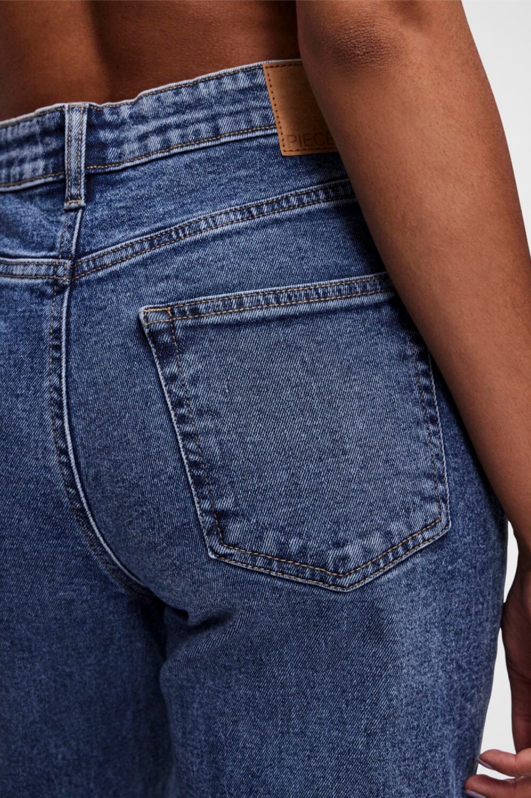 Pieces - Pckelly Straight Jeans Mb402 - 4421713 Medium Blue Denim Jeans