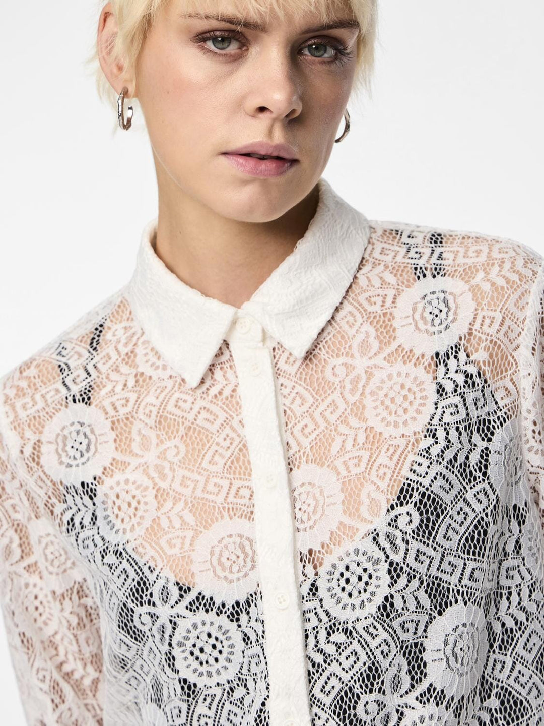 Pieces - Pcolline Ls Lace Shirt - 4634038 Cloud Dancer Skjorter