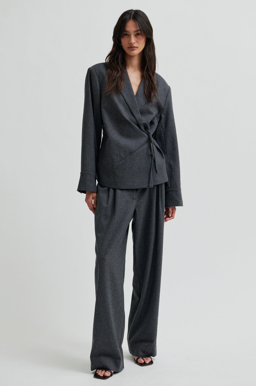 Second Female - Milea Wrap Shirt 60267 - 7003 Dark grey melange Skjorter