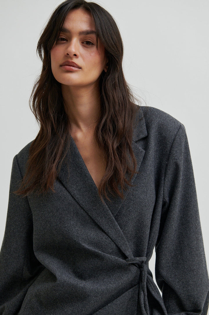 Second Female - Milea Wrap Shirt 60267 - 7003 Dark grey melange Skjorter