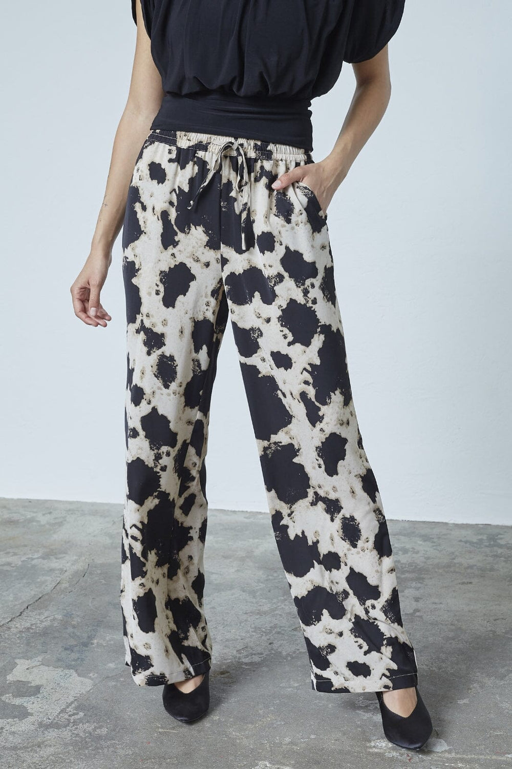 Sisters Point - Ella-Pa48 19082 - 011 - Black/Sand