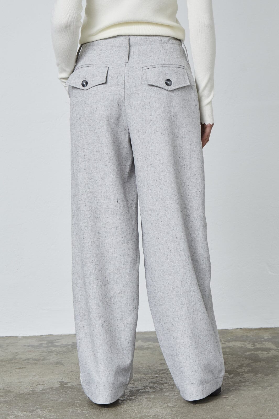 Sisters Point - Gema-Pa 18983 - 058 - L.Grey Mel