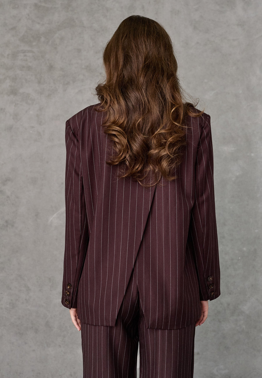 Love & Divine - Love1648 20306 - 834 - Brown Pinstripes
