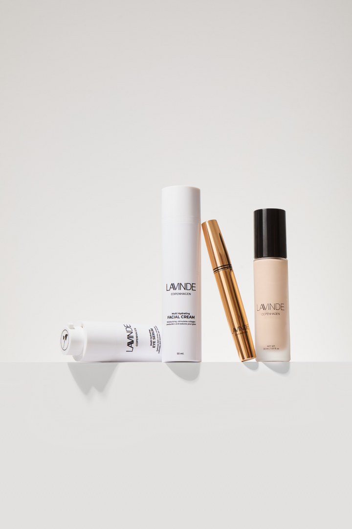 Lavinde Copenhagen - Natural Glow Liquid Foundation Beige 207 - 130501 - 30 ml