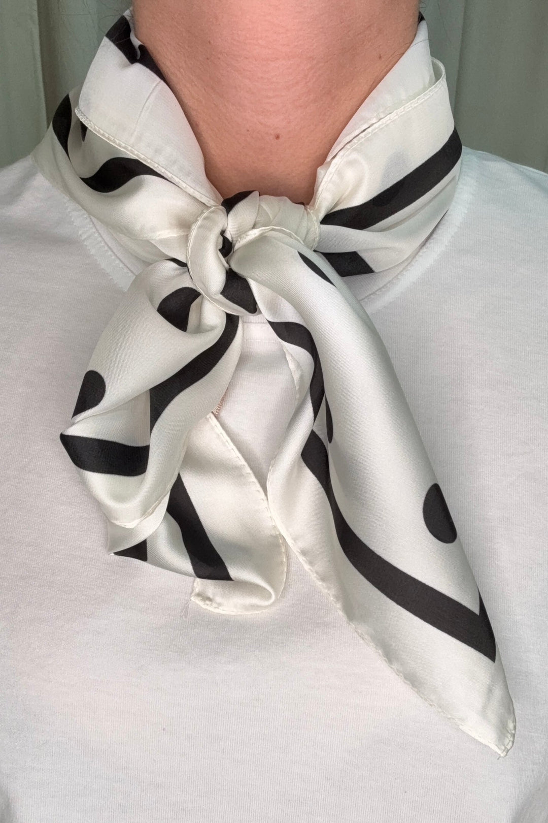 A-bee - Elin Scarf - White