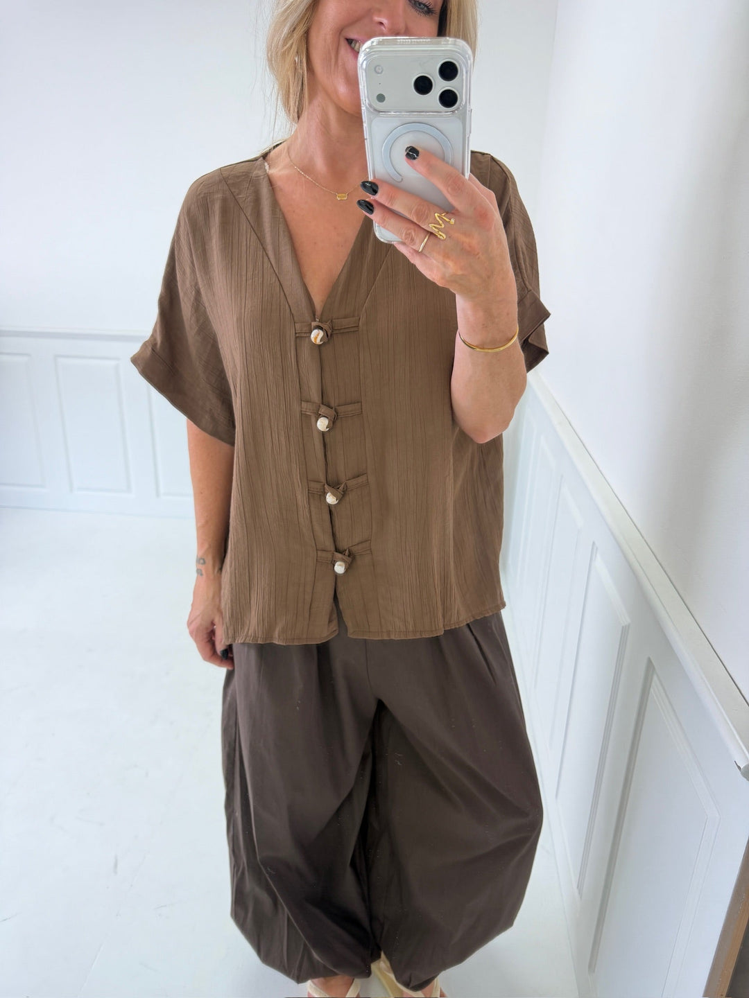 A-Bee - Lyra Shirt - Dark Brown