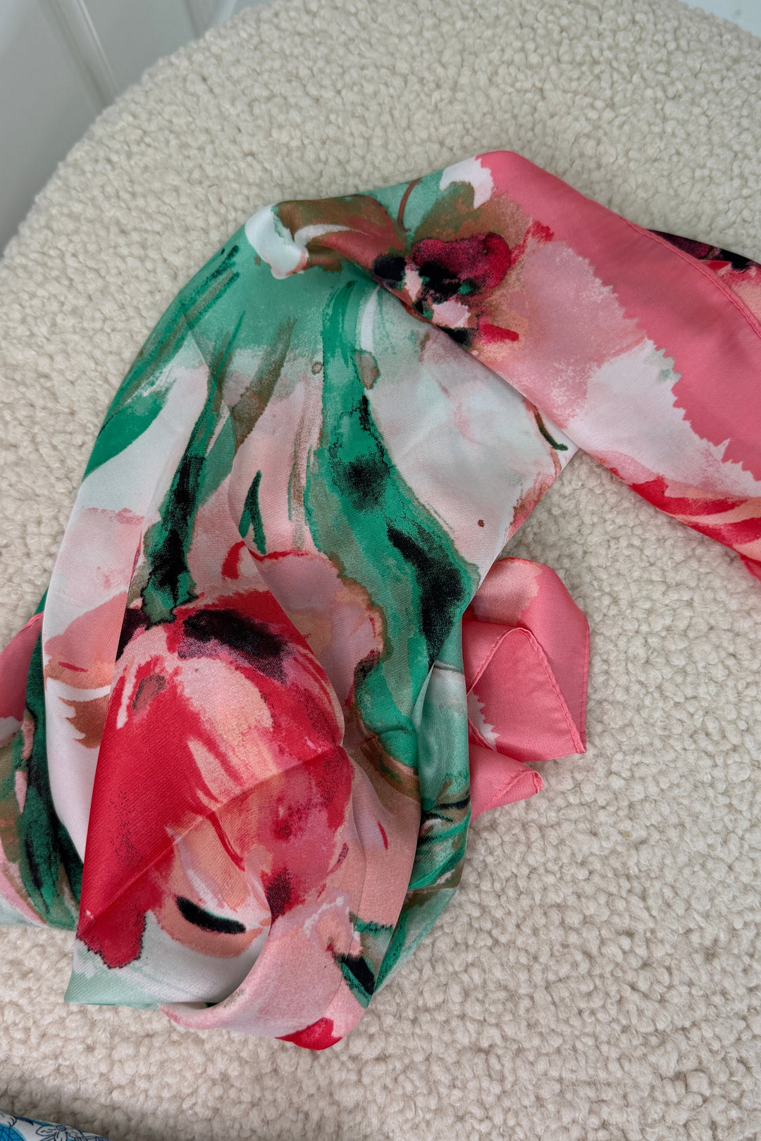 A-bee - Juliska Scarf - Fuschia