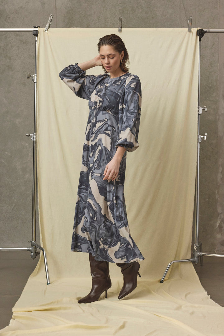 Love & Divine - Love1552 19891 - 800 - Blue Wave